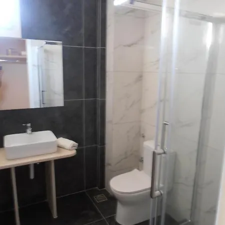 Hotel Frosini Gardens 3*