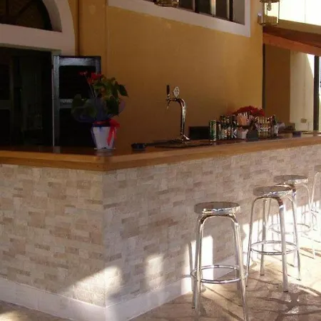 Hotel Frosini Gardens