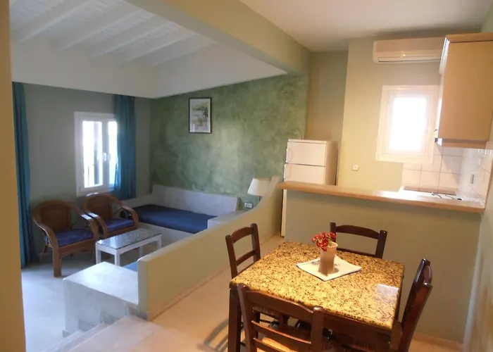 Frosini Gardens 3*