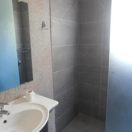 Otel Frosini Gardens 3*