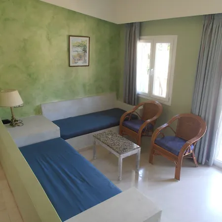 Hotel Frosini Gardens