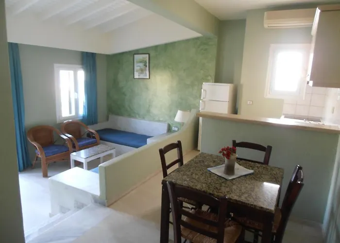 Frosini Gardens Hotel 3*