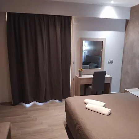 Frosini Gardens Hotel